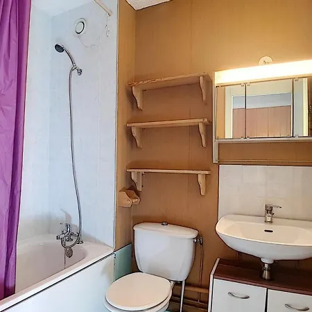 Apartment Aux Pieds Avec Balcon Expose Sud-ouest - Fr-1-344-1000 *